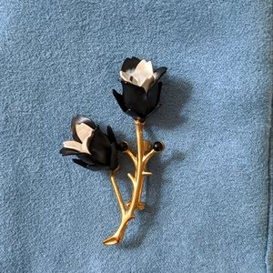 Vintage flower brooch pin